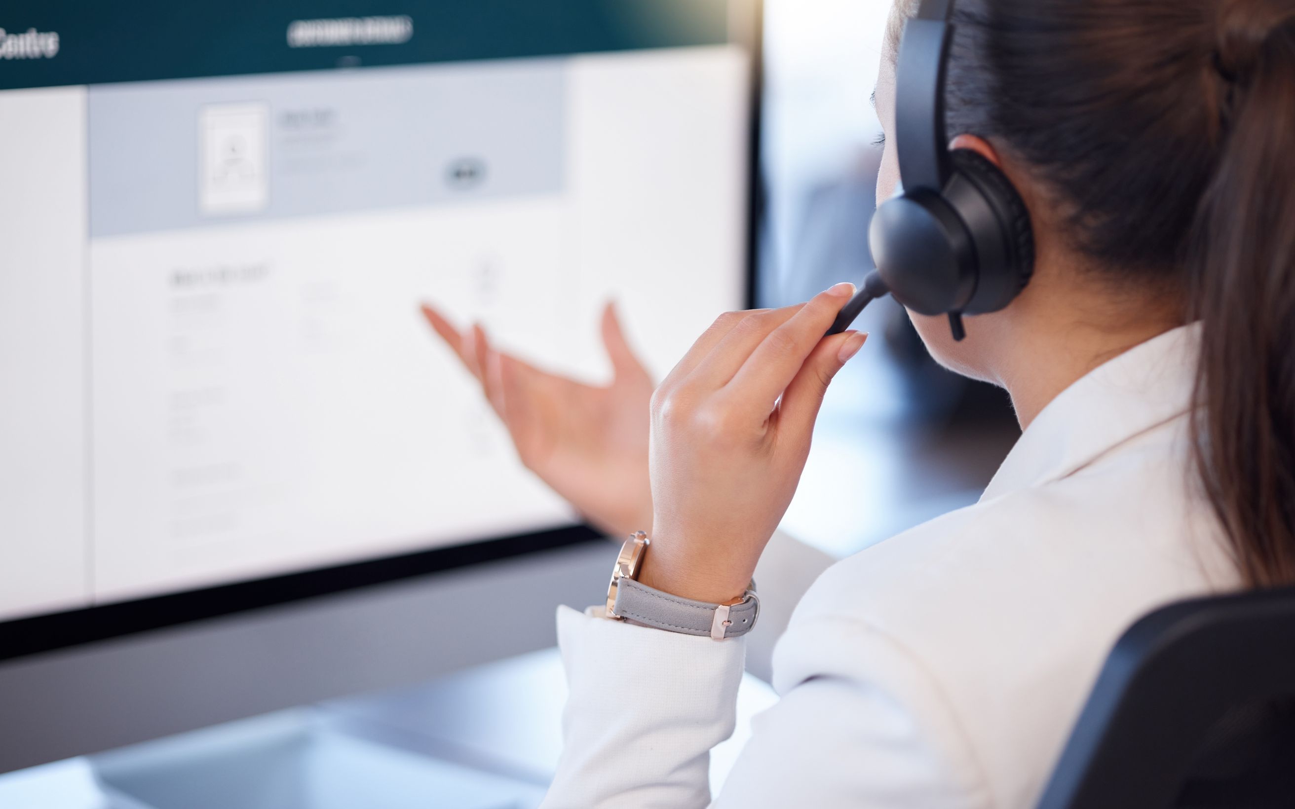 CSt_combing_technology_expertise_shutterstock_2274163755_result_main