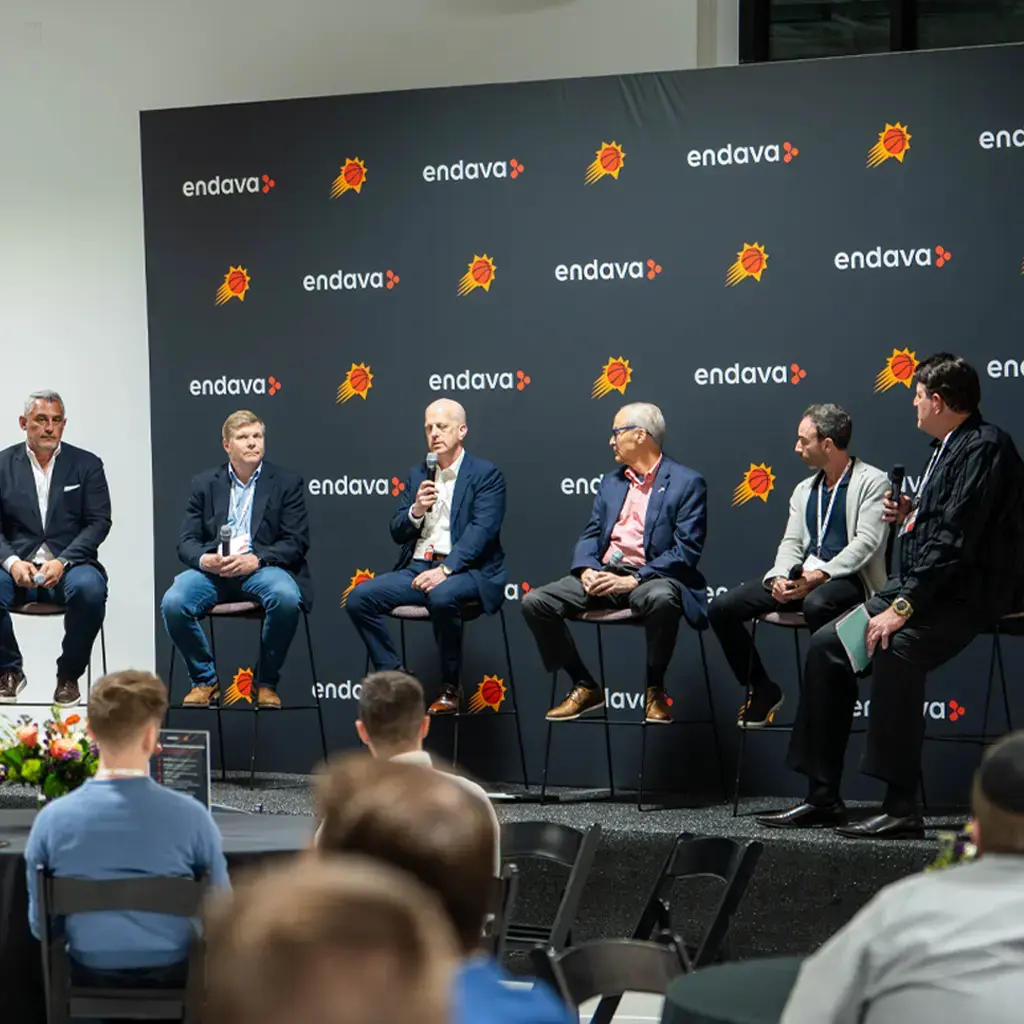 endava-suns-panel-2-fullscreen-hero-mobile-1024px-1024px-2