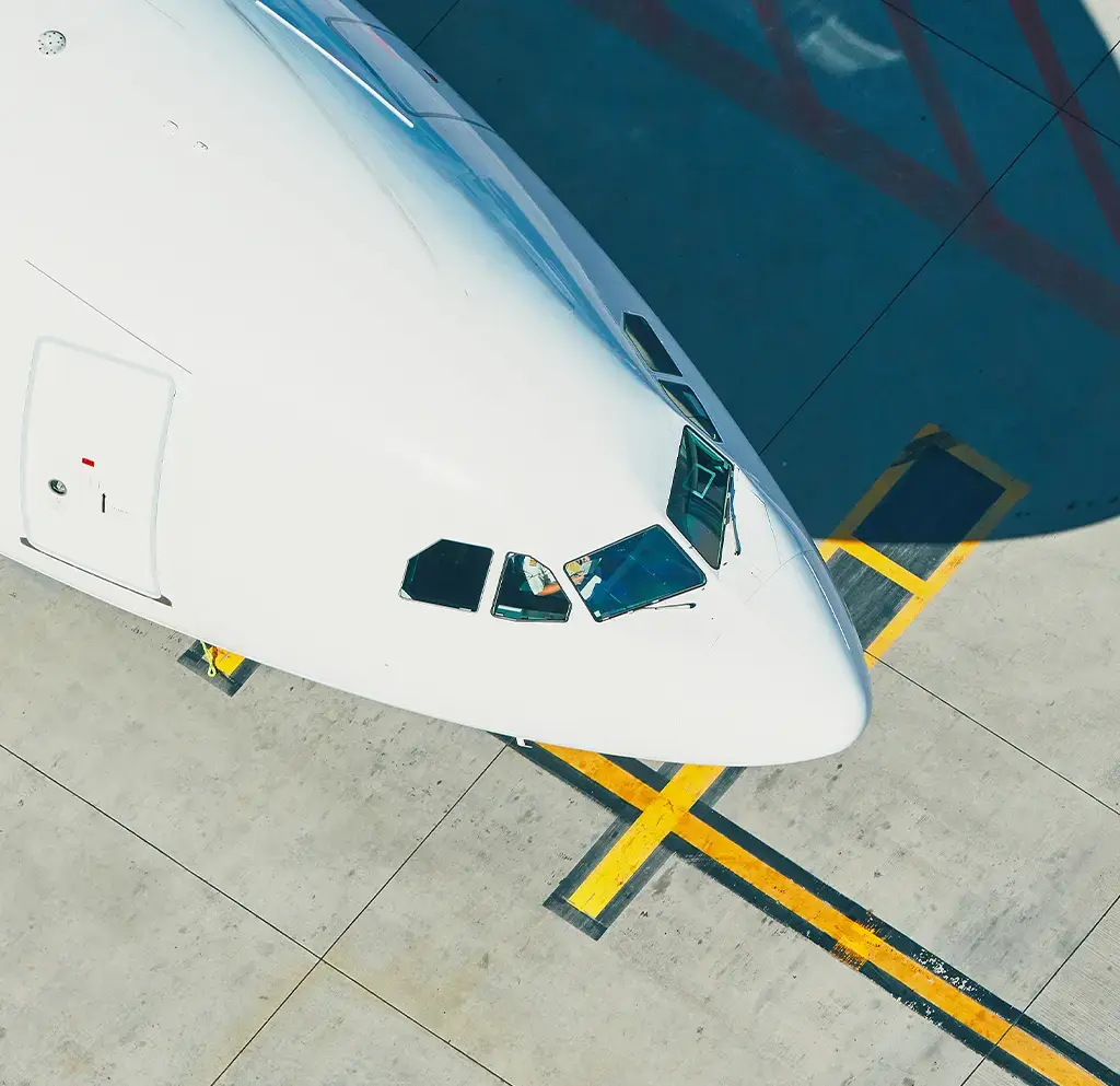 airplane-airport-runway-text-block-image-3