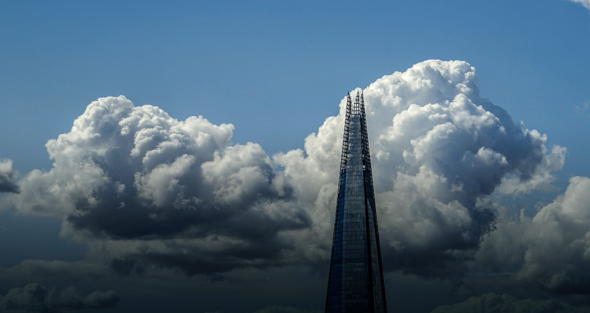 london-skyscraper-clouds-fullscreen-hero-desktop-gradient