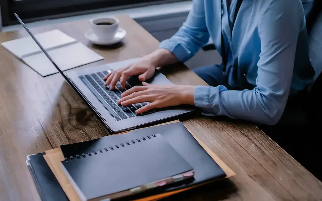 woman-working-at-desk-insight